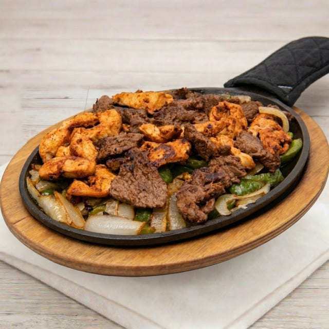 La Fogata Fajitas Combo.